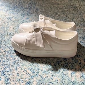Lulu’s White Leather Platform Sneakers (size 7)